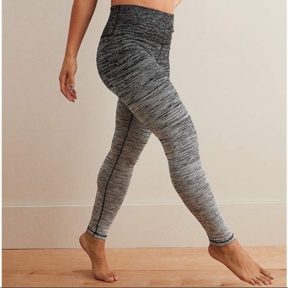 aerie Pants - Aerie chill play move green ombré leggings